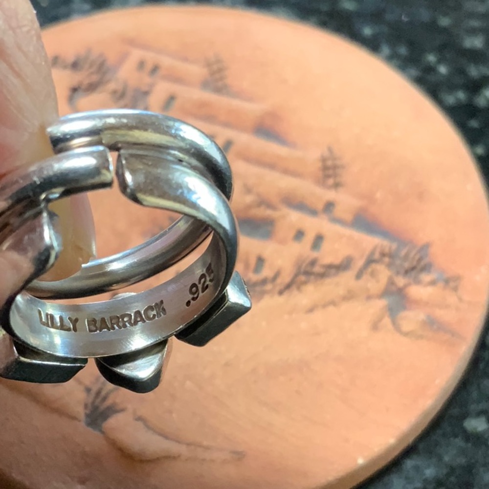 Lilly Barrack-Ring - Picture 5 of 5